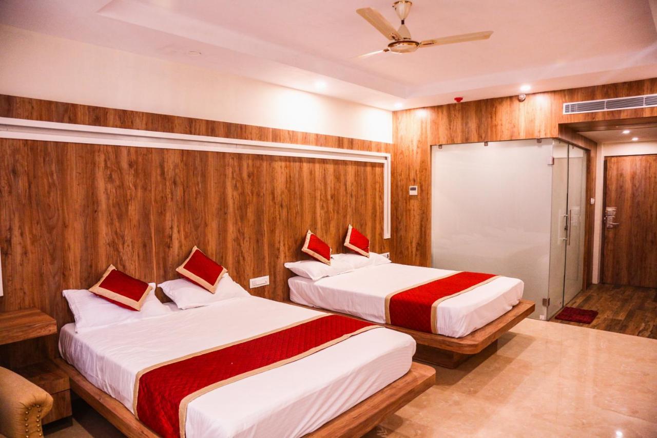 Hotel Raindew Ранчи Экстерьер фото