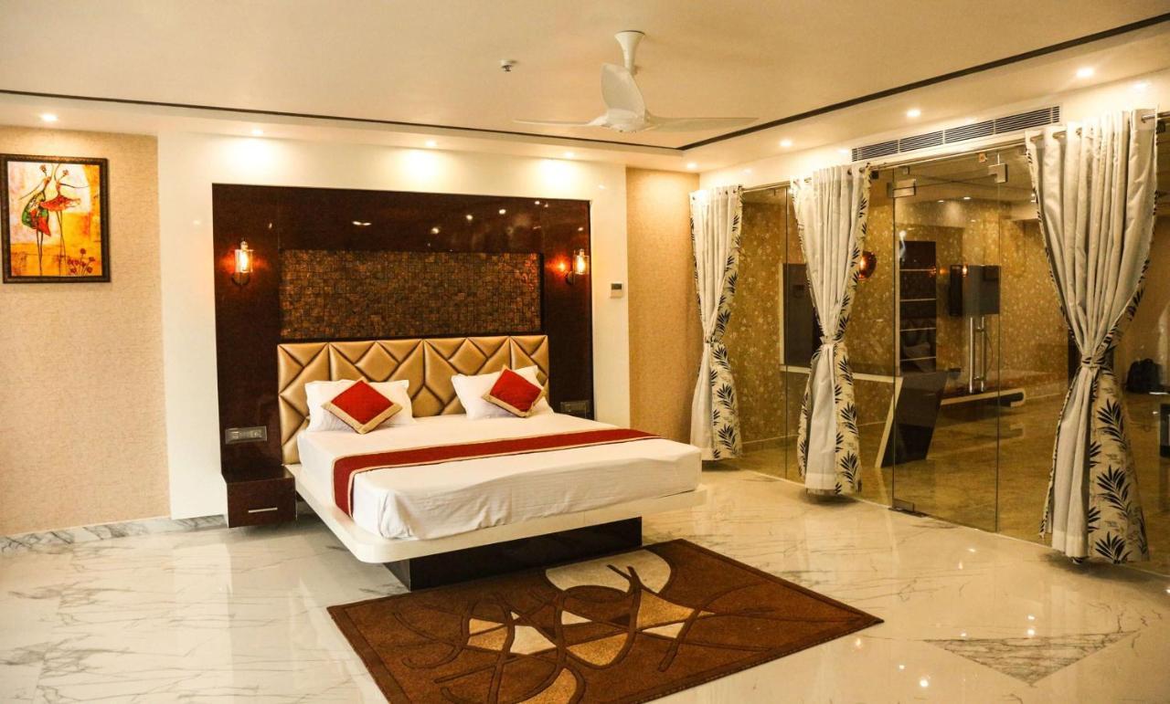 Hotel Raindew Ранчи Экстерьер фото