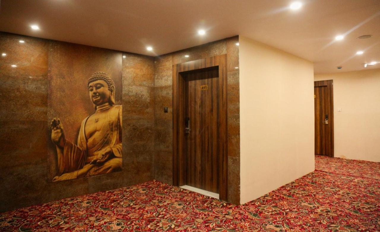 Hotel Raindew Ранчи Экстерьер фото